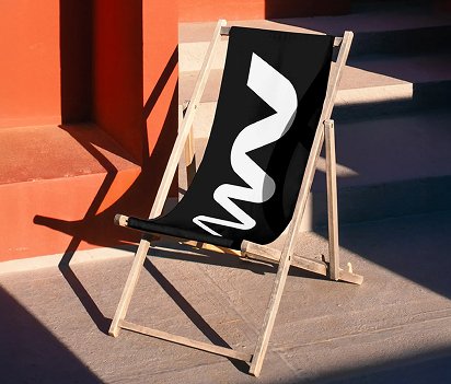 Premium Packaging Style